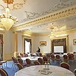 Avisford Park Hotel 
