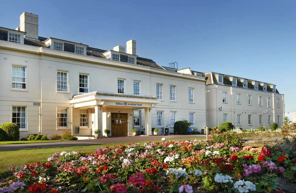 Отель Avisford Park 4*